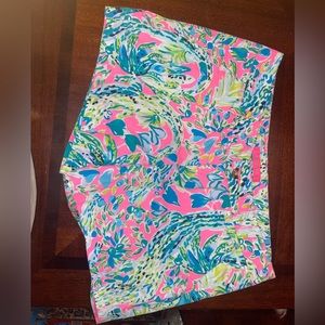 Lilly Pulitzer Shorts SIZE 4, Pink, Blue and Green pattern
